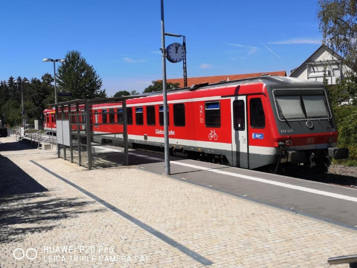 Uebernachten Im Nostalgischen Bahnwaggon Lägenhet Bogen Exteriör bild